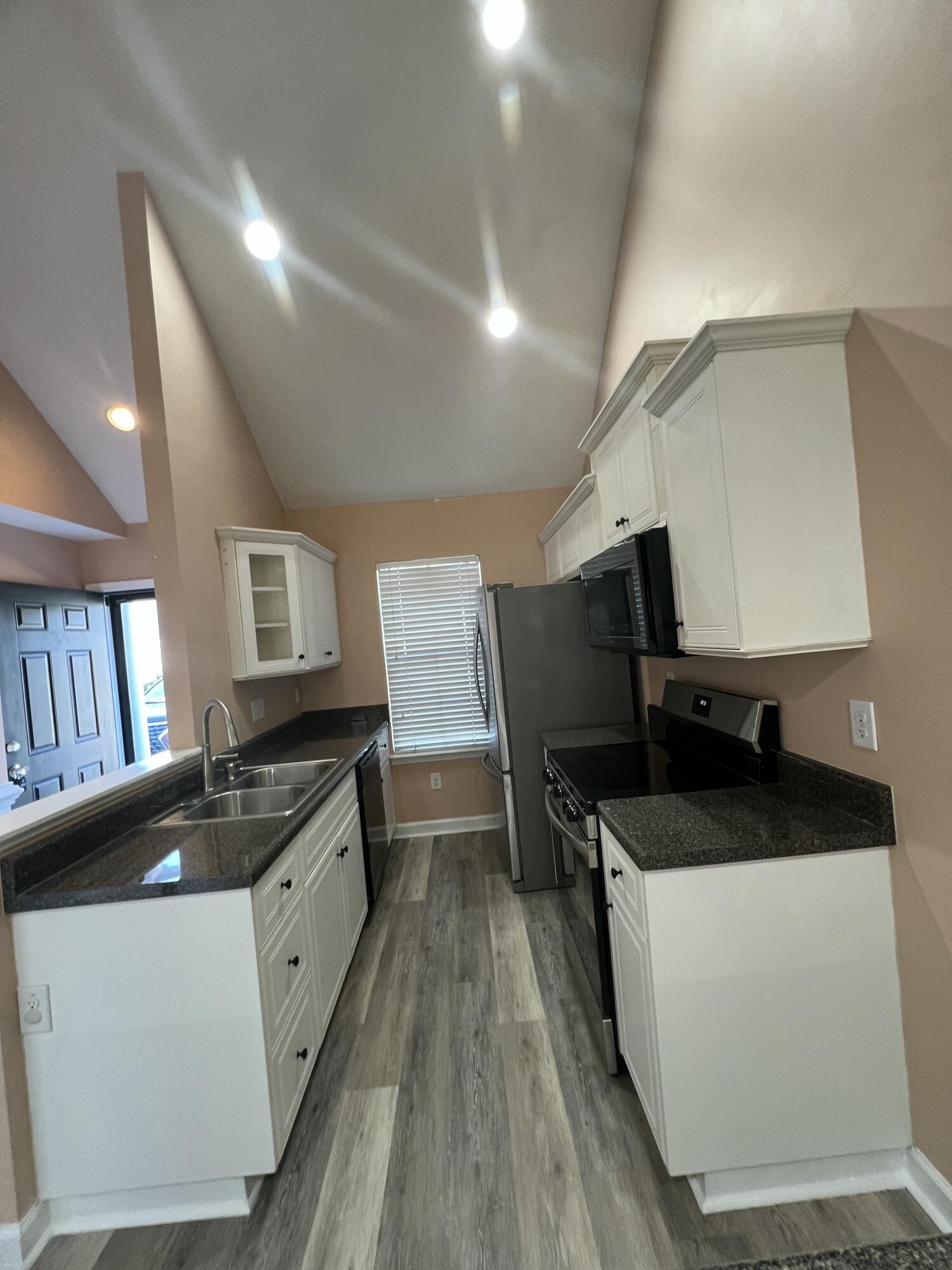 317 York Lane Augusta, GA 30909 - Photo 6 of 14 IMG_0585