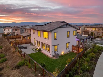 $1,468,999 | 7101 Hakkan Drive, Gilroy, CA 95020