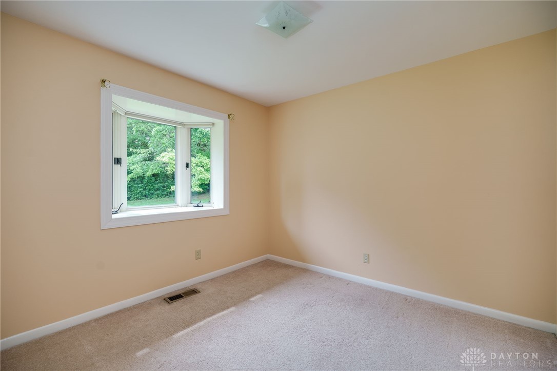 4424 Appleton Place Kettering, OH 45440 - Photo 24 of 32