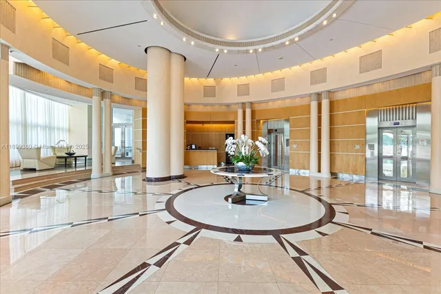 $14,000 | 2127 Brickell Avenue, Unit 2005, Miami, FL 33129