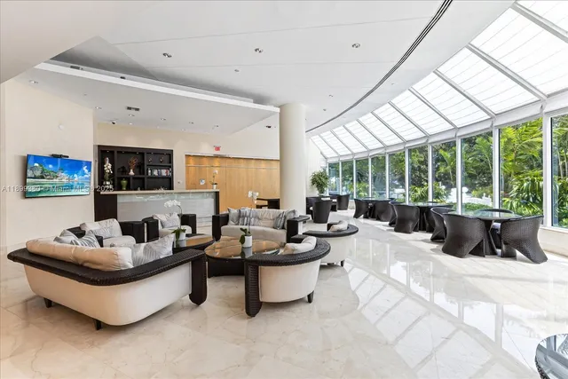 $14,000 | 2127 Brickell Avenue, Unit 2005, Miami, FL 33129