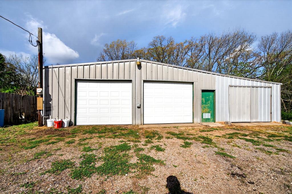 1334 Private Road Van, TX 75790 - Photo 25 of 32 Large workshop with electricity.
