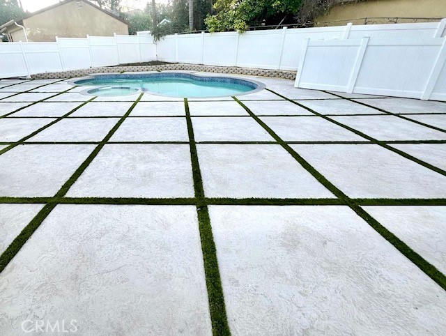 22020 Viscanio Road Woodland Hills, CA 91364 - Photo 5 of 18