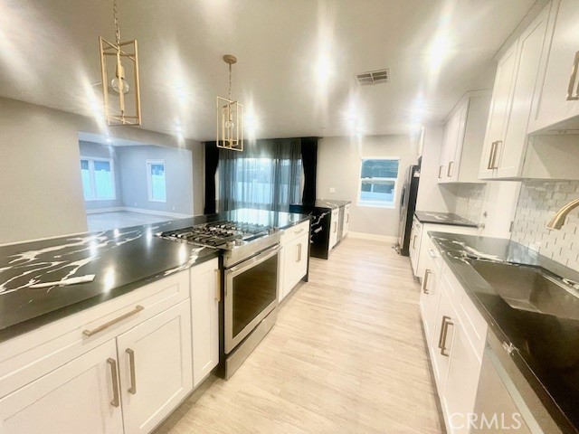 22020 Viscanio Road Woodland Hills, CA 91364 - Photo 9 of 18