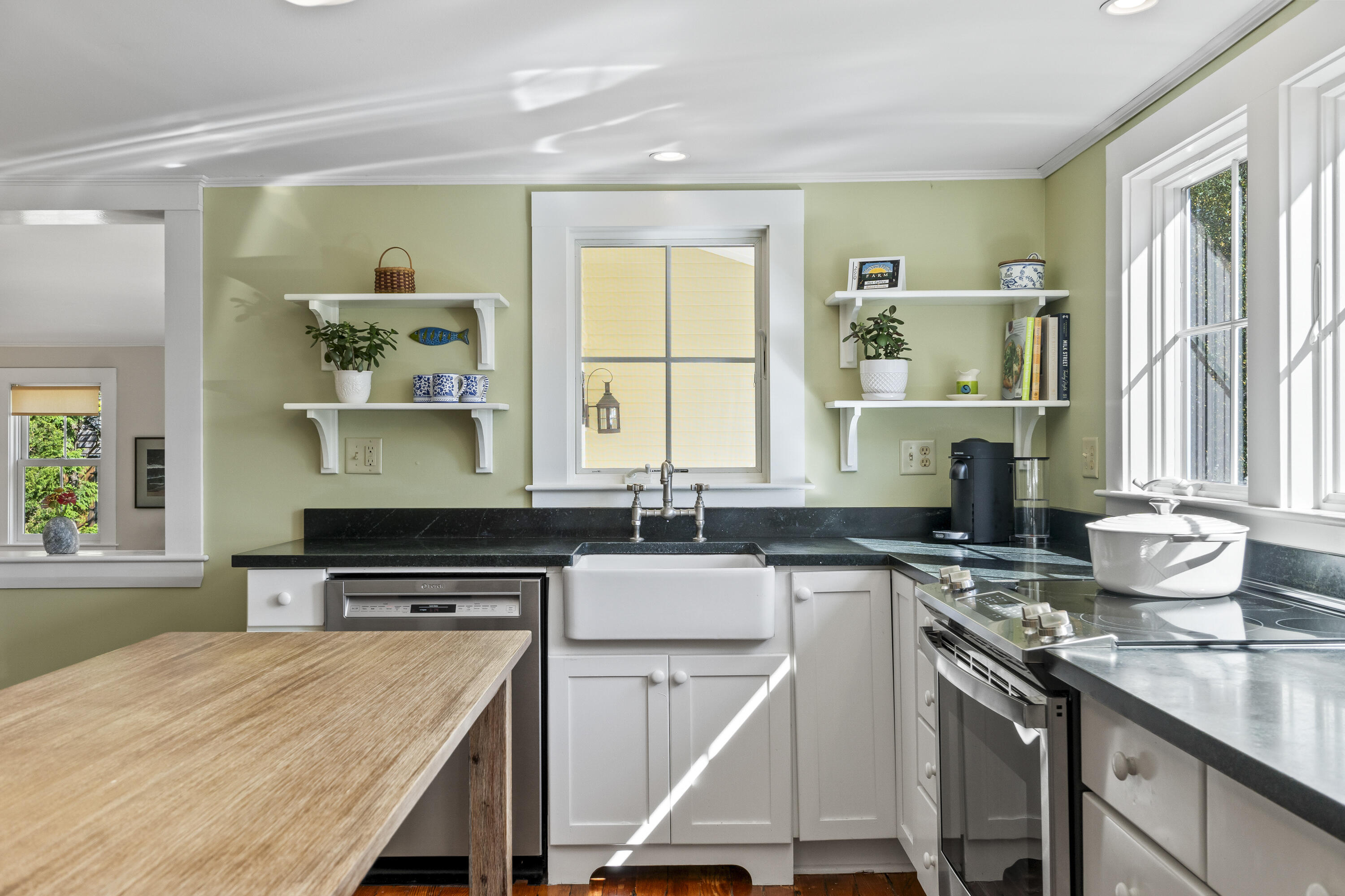 84 Organug Road York, ME 03909 - Photo 13 of 53 Kitchen