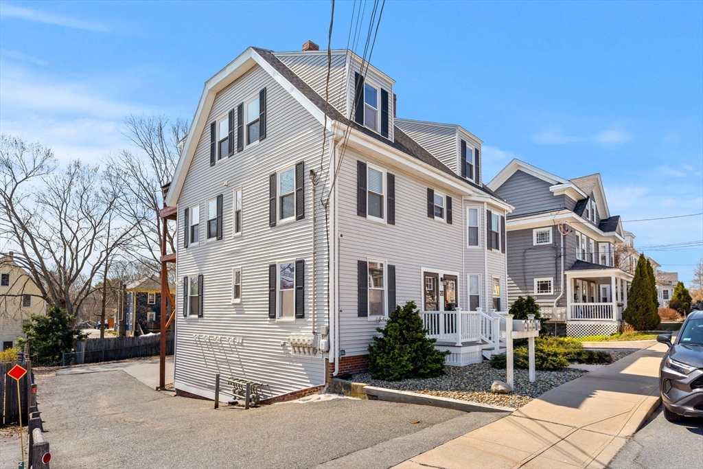 20-22 Lafayette Road Ipswich, MA 01938 - Photo 3 of 22