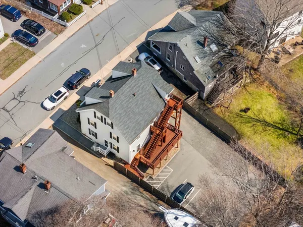 $1,400,000 | 20-22 Lafayette Road, Ipswich, MA 01938