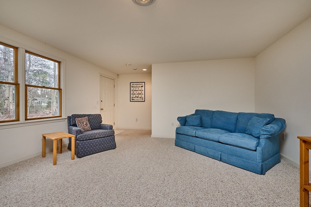 399 Bridge Road, Unit G Northampton, MA 01062 - Photo 20 of 29