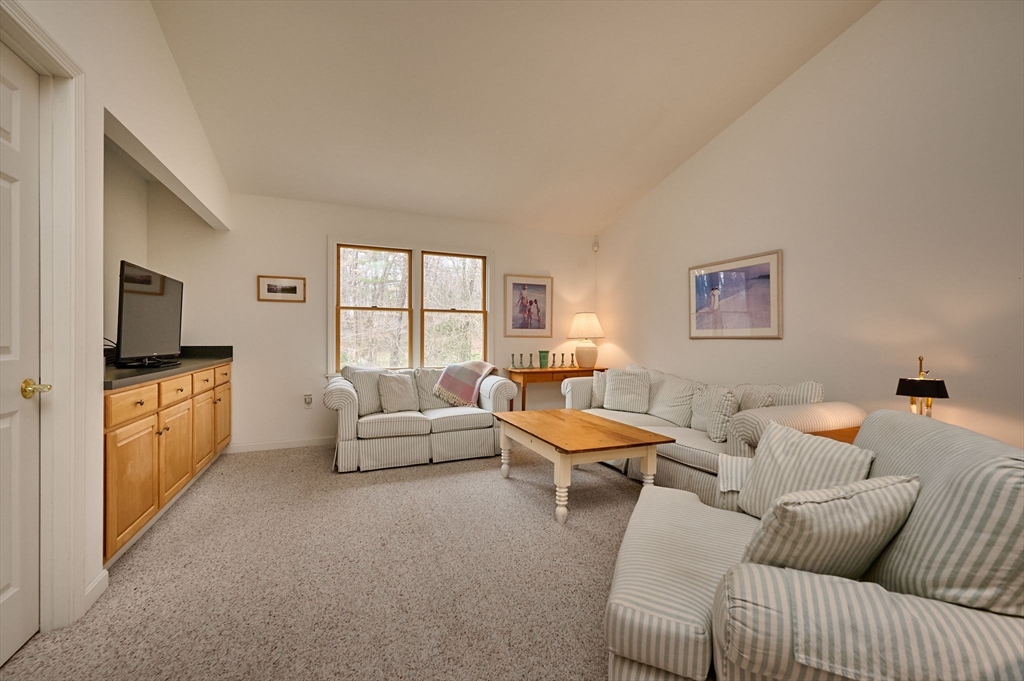 399 Bridge Road, Unit G Northampton, MA 01062 - Photo 9 of 29