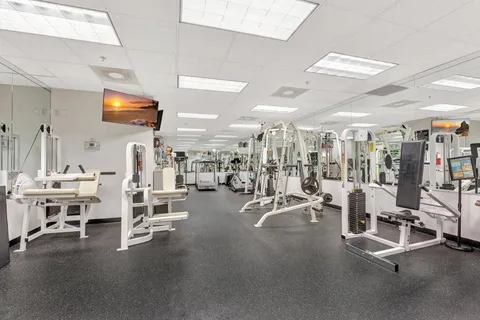 $1,895,000 | 5500 Collins Avenue, Unit 1401, Miami Beach, FL 33140