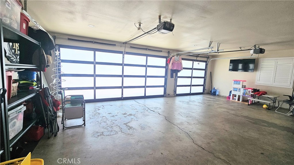 14230 Avenida Munoz Riverside, CA 92508 - Photo 11 of 32