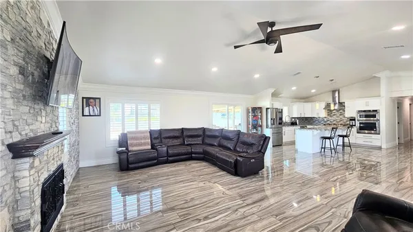 $900,000 | 14230 Avenida Munoz, Riverside, CA 92508