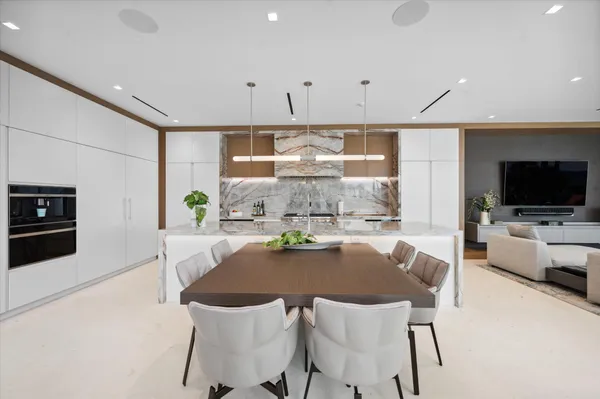 $39,900,000 | 999 Hillsboro Mile, Hillsboro Beach, FL 33062