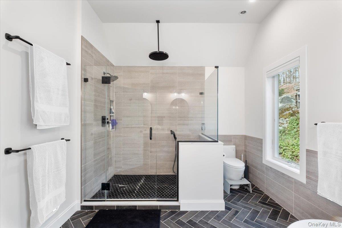 1 Fox Ridge Road Armonk, NY 10504 - Photo 14 of 37