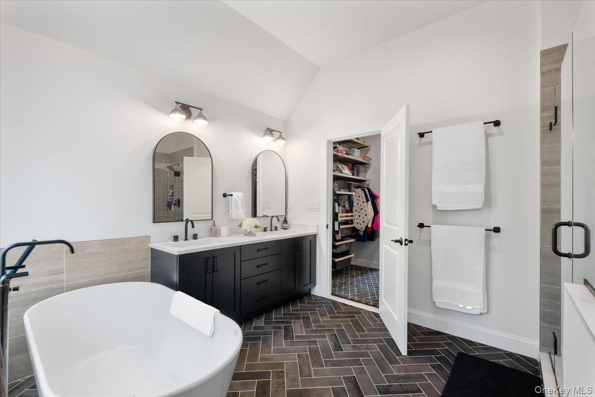 1 Fox Ridge Road Armonk, NY 10504 - Photo 15 of 37