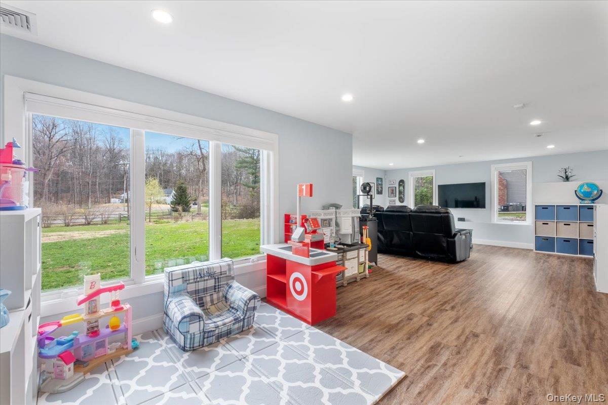 1 Fox Ridge Road Armonk, NY 10504 - Photo 26 of 37