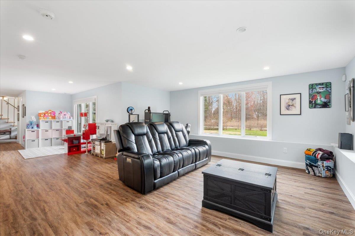 1 Fox Ridge Road Armonk, NY 10504 - Photo 27 of 37