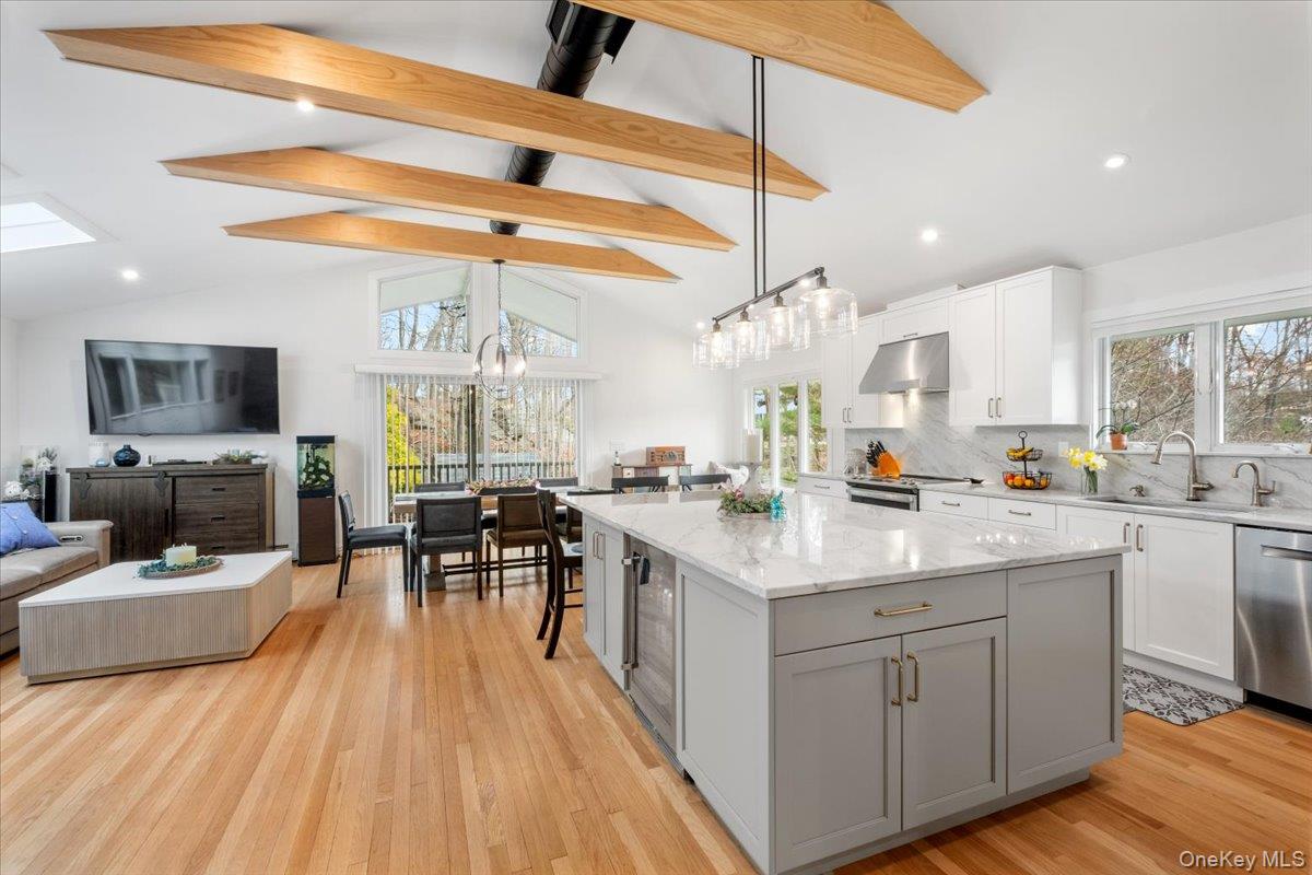 1 Fox Ridge Road Armonk, NY 10504 - Photo 3 of 37