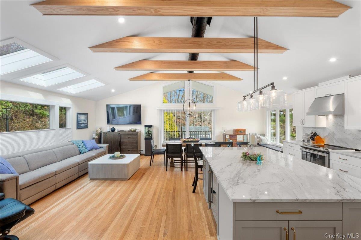 1 Fox Ridge Road Armonk, NY 10504 - Photo 4 of 37