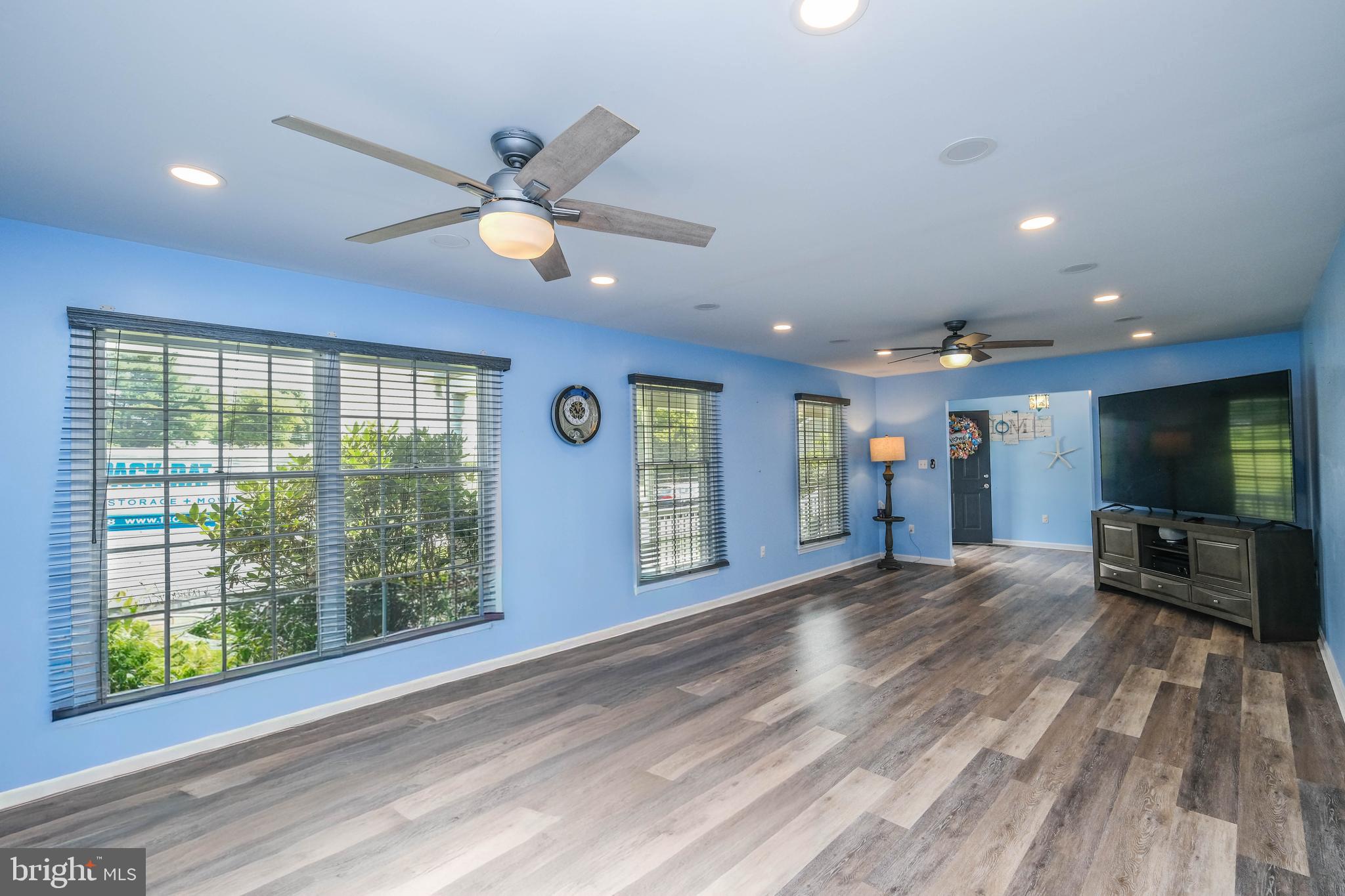 217 Silver Bell Lane Luray, VA 22835 - Photo 13 of 103 Large windows