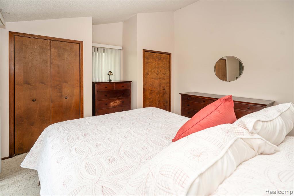 2725 Cooley Lake Road Highland, MI 48356 - Photo 35 of 63