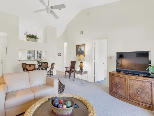 $2,500 | 5735 Marina Drive, Unit 3, Sebastian, FL 32958