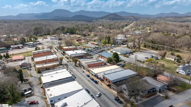 $254,900 | 509 South Bomar Avenue, Landrum, SC 29356