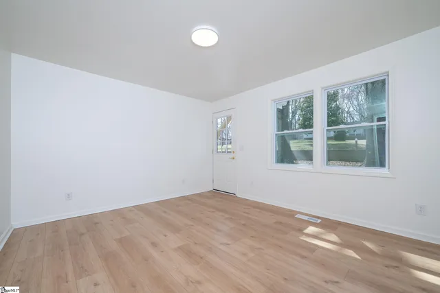 $254,900 | 509 South Bomar Avenue, Landrum, SC 29356