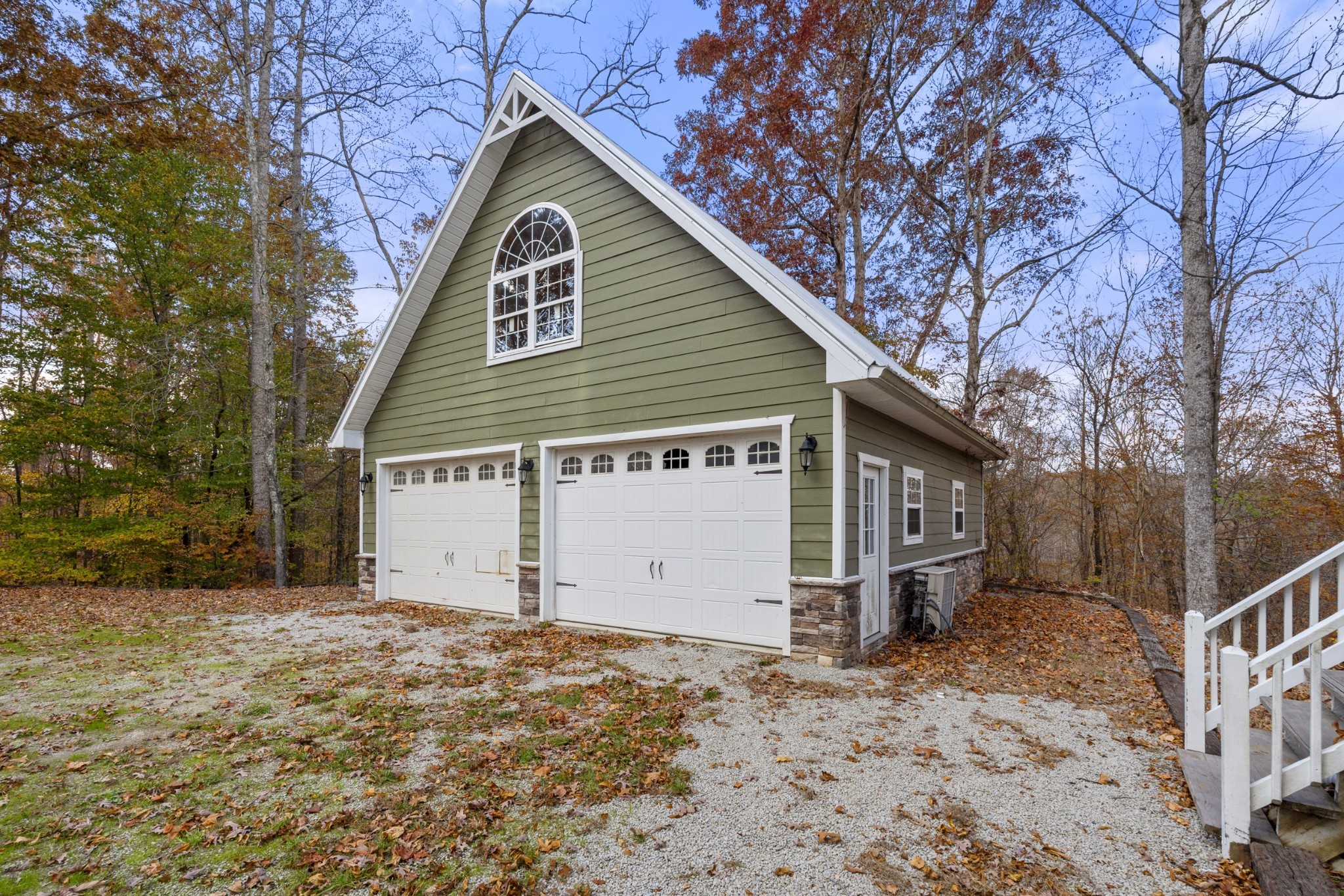 1148 Stoltz Road Centerville, TN 37033 - Photo 8 of 52 a view of a house with a yard