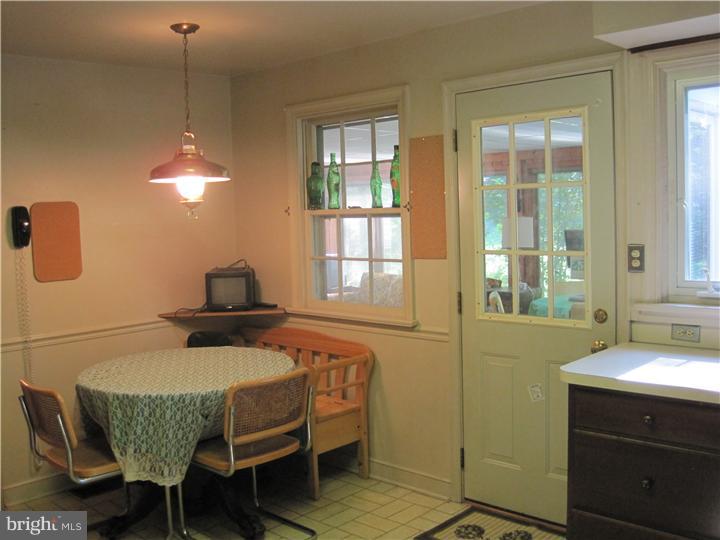 21 Williams Road Haverford, PA 19041 - Photo 12 of 23 Kitchen