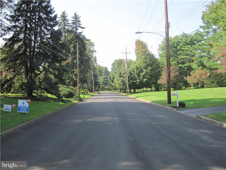 21 Williams Road Haverford, PA 19041 - Photo 22 of 23 View from Front Door