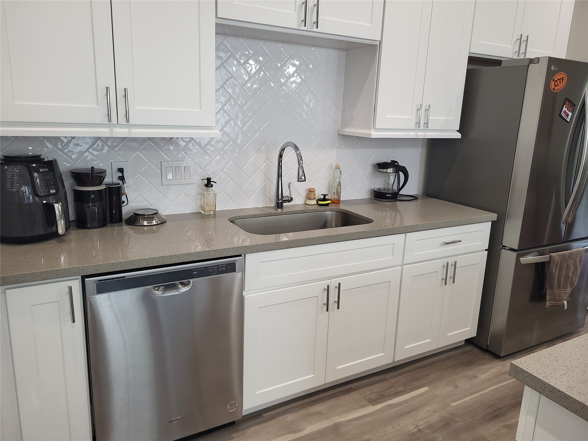 240 Julia Street, Unit A Houston, TX 77022 - Photo 14 of 36