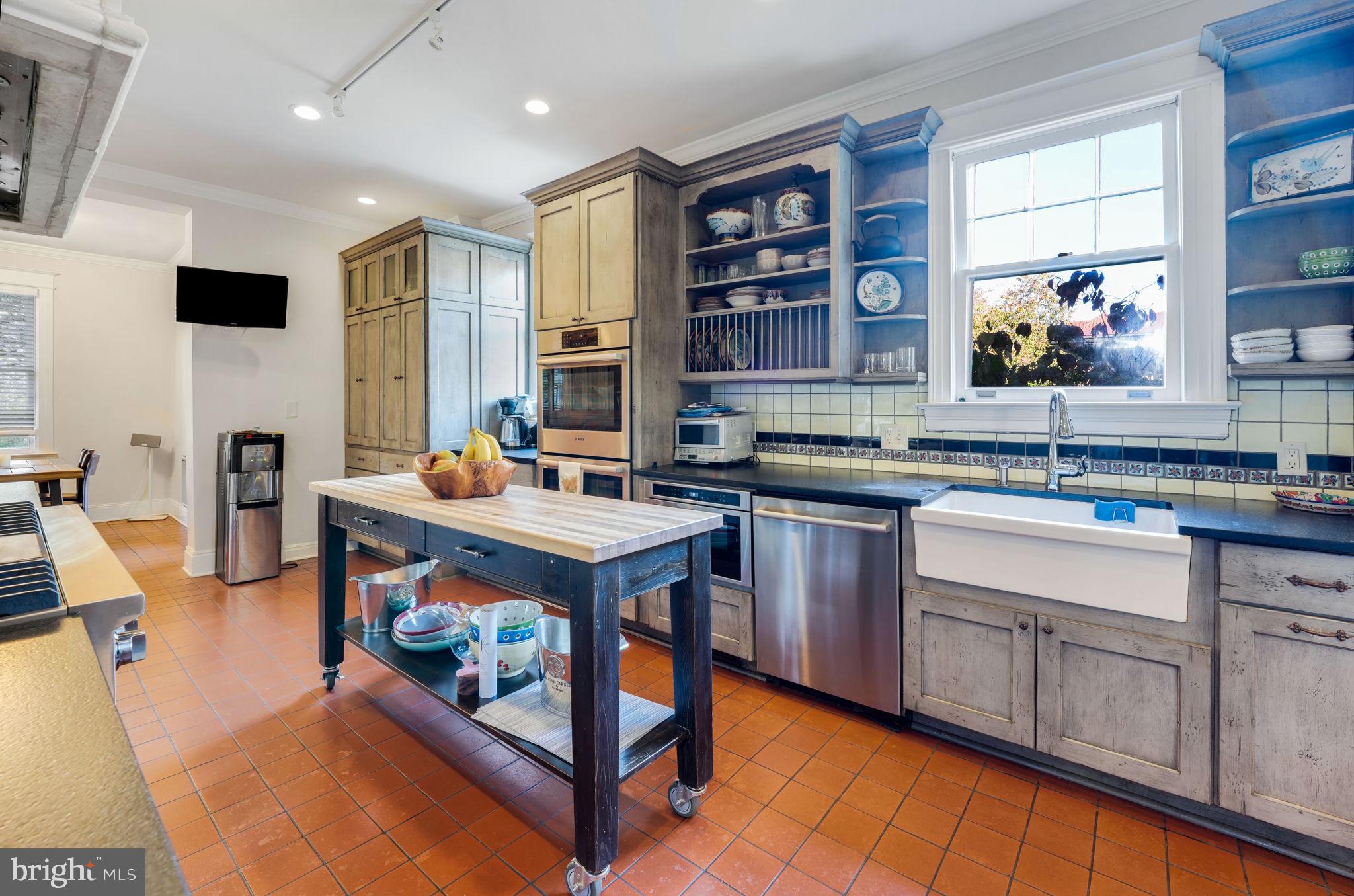 2733 35th Street Northwest Washington, DC 20007 - Photo 23 of 61 Kitchen