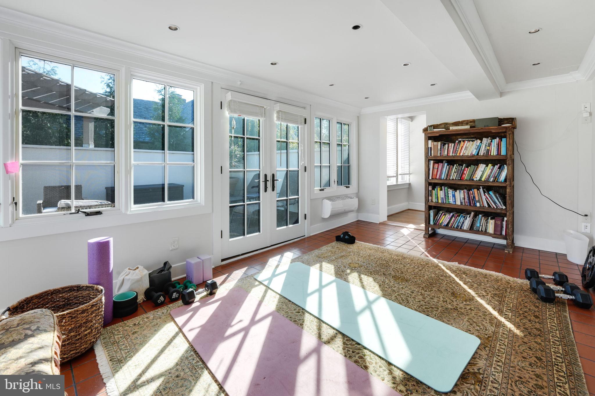 2733 35th Street Northwest Washington, DC 20007 - Photo 39 of 61 Upstairs sunroom