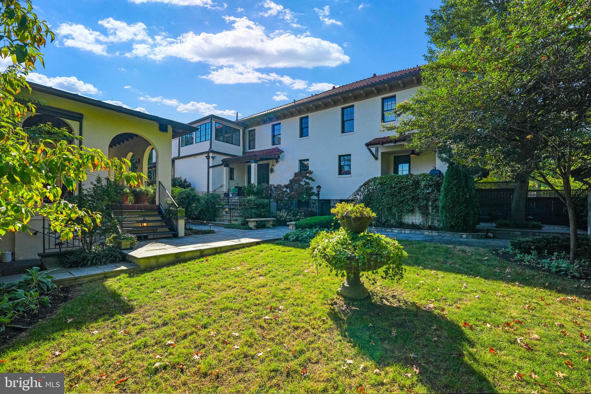 2733 35th Street Northwest Washington, DC 20007 - Photo 56 of 61 Spectacular gardens