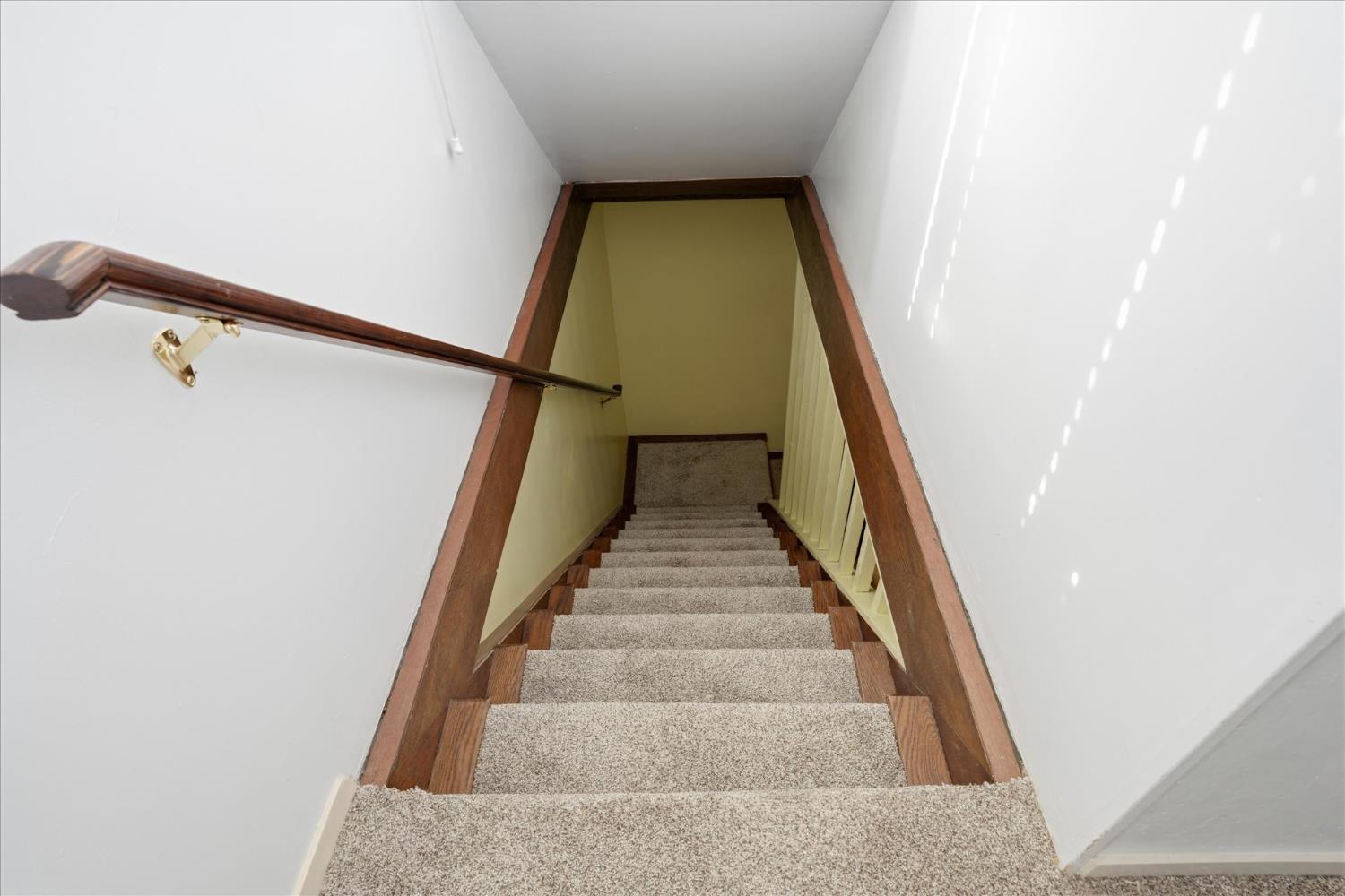 31325 Delaware Road Coarsegold, CA 93614 - Photo 31 of 39 a view of entryway