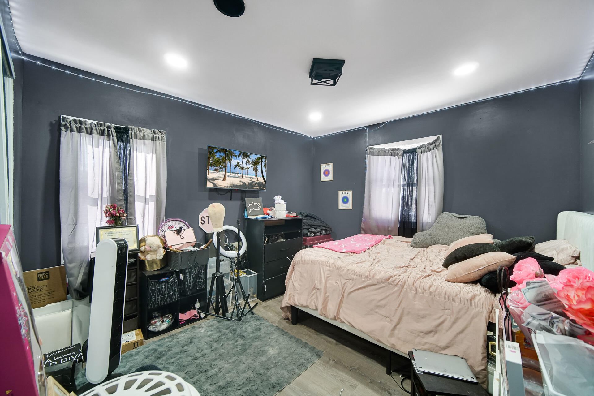 4301 Johnson Street Gary, IN 46408 - Photo 14 of 19 1920x1280