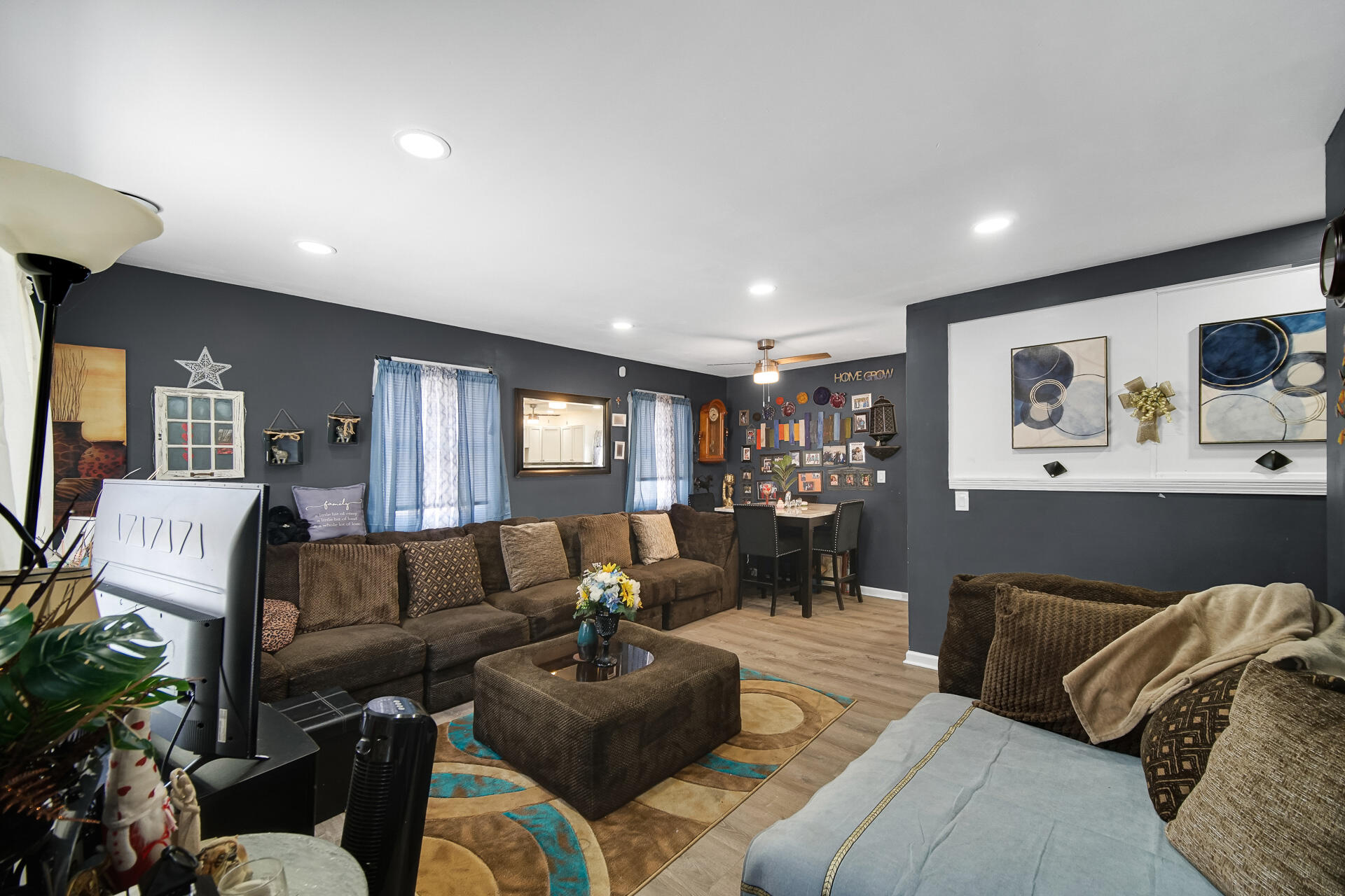 4301 Johnson Street Gary, IN 46408 - Photo 3 of 19 1920x1280