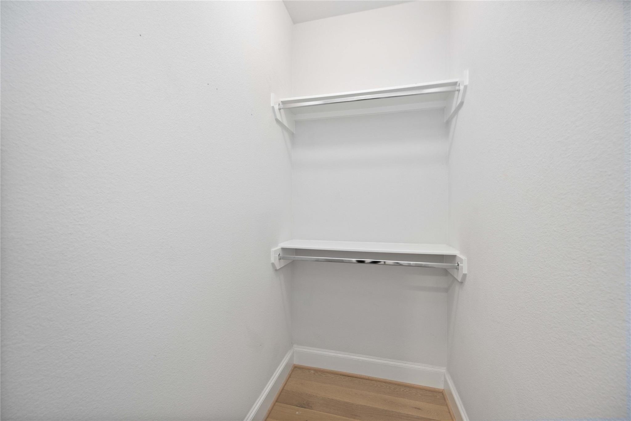 10919 Grove Tree Lane Houston, TX 77043 - Photo 40 of 43 a view of room