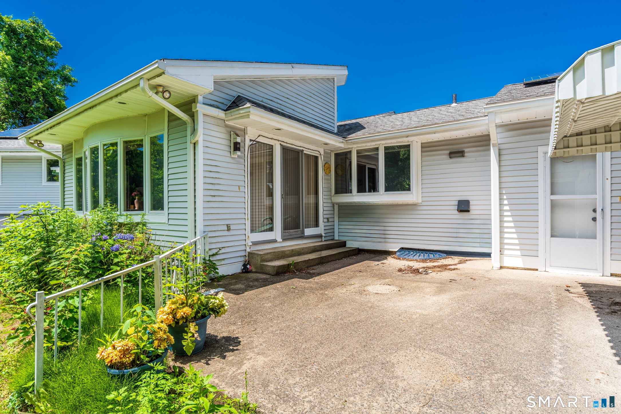 142 Williams Road Trumbull, CT 06611 - Photo 36 of 40
