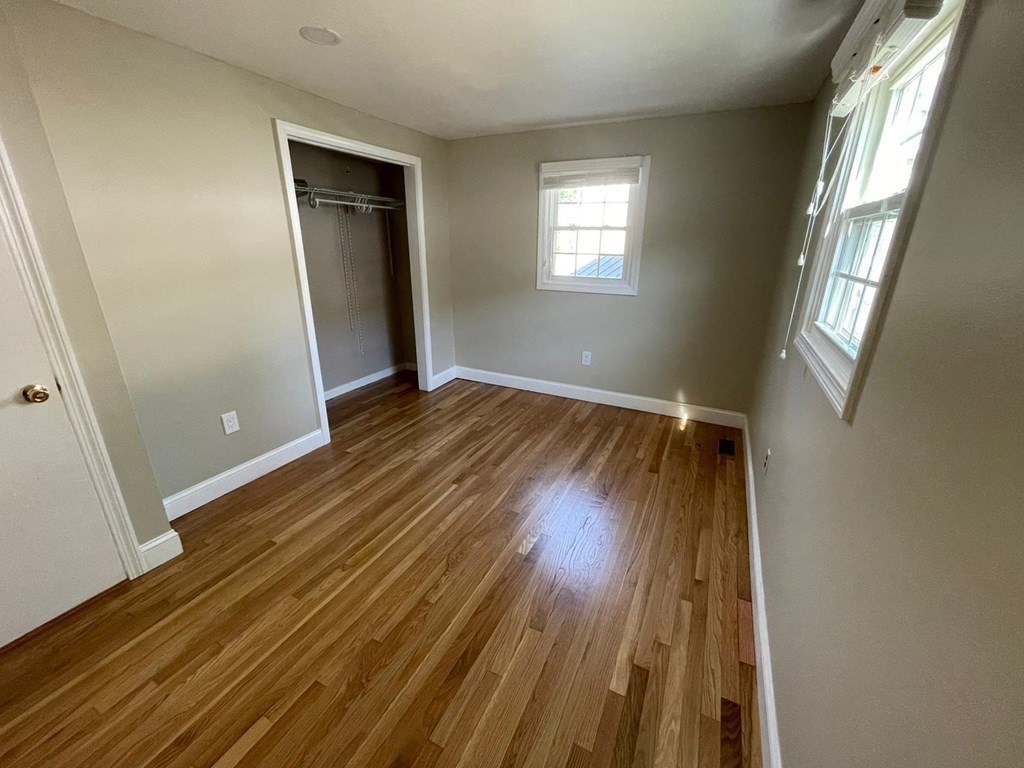 217 Cedar Brook Road Lynn, MA 01904 - Photo 13 of 32