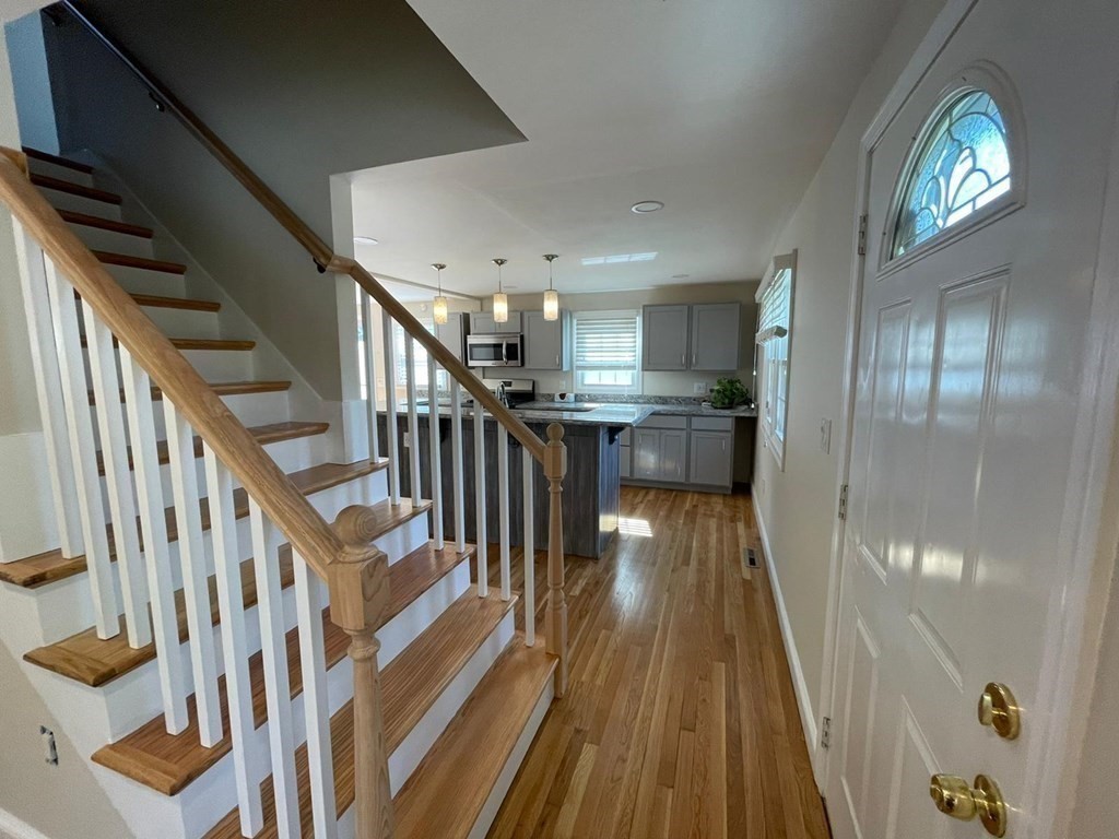 217 Cedar Brook Road Lynn, MA 01904 - Photo 10 of 32