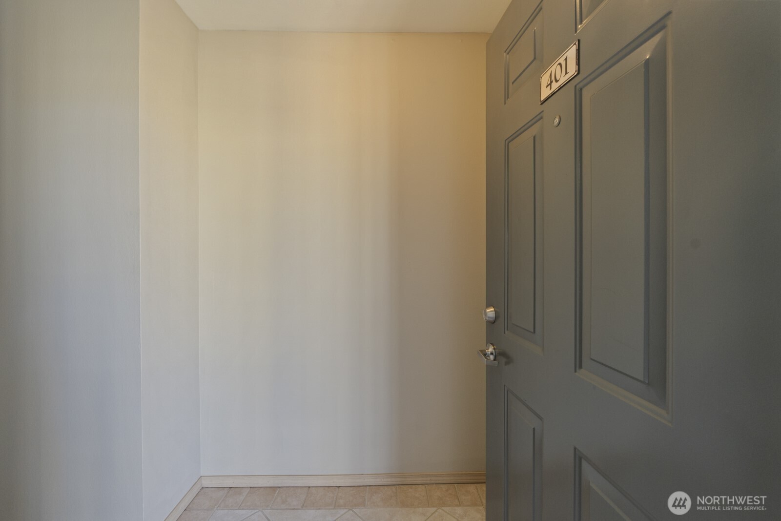 600 North 85th Street, Unit 401 Seattle, WA 98103 - Photo 11 of 39
