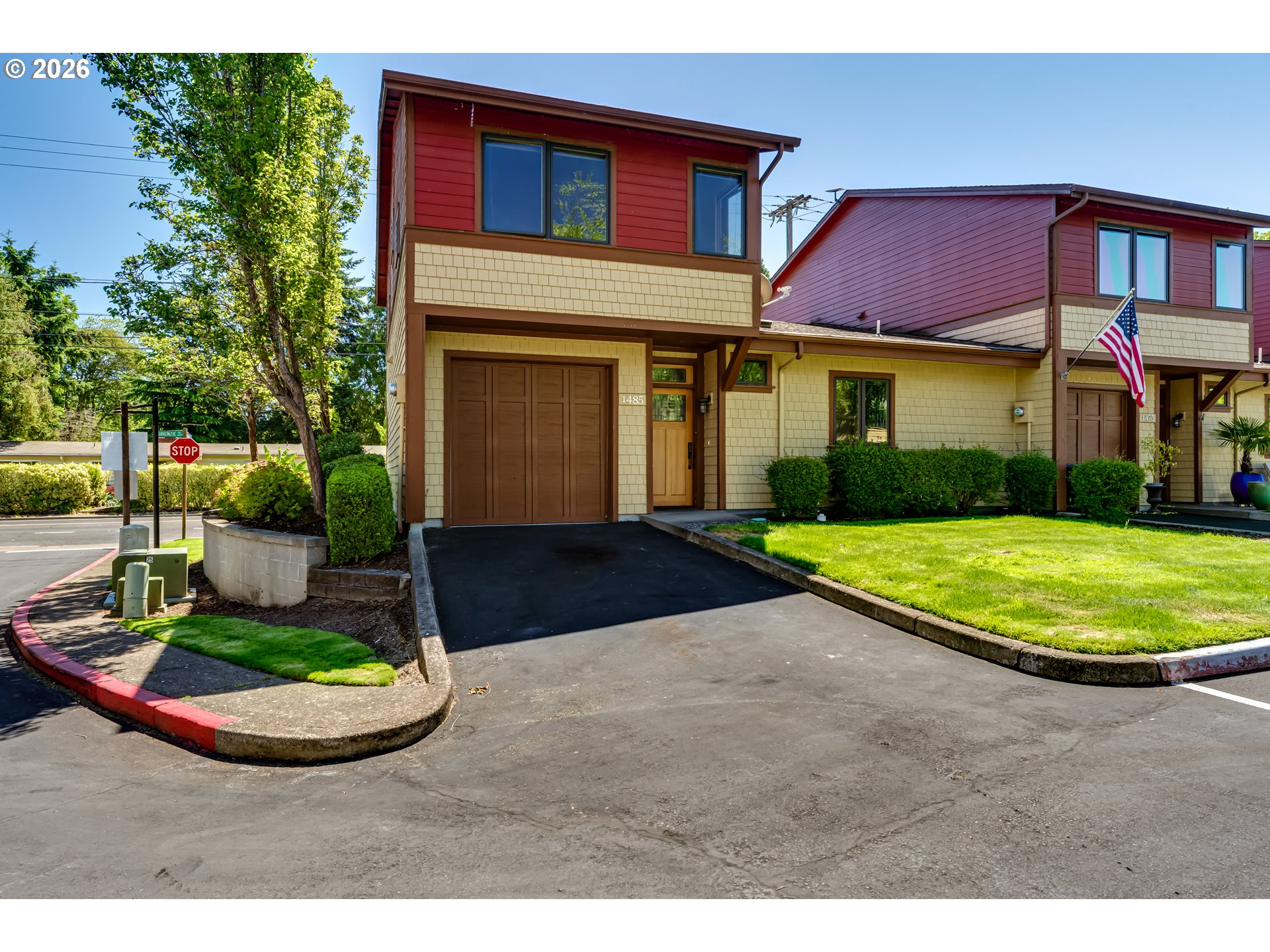 1485 Perdue Loop Eugene, OR 97401 - Photo 1 of 33