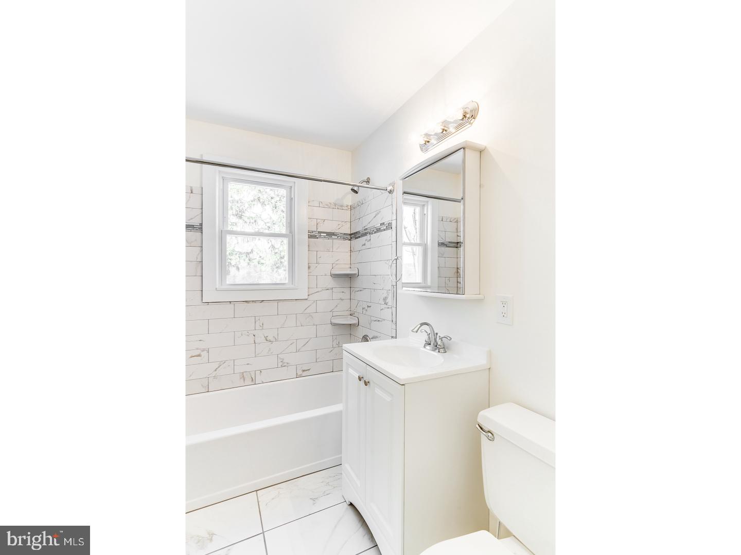 5 Yard Road Pennington, NJ 08534 - Photo 4 of 20