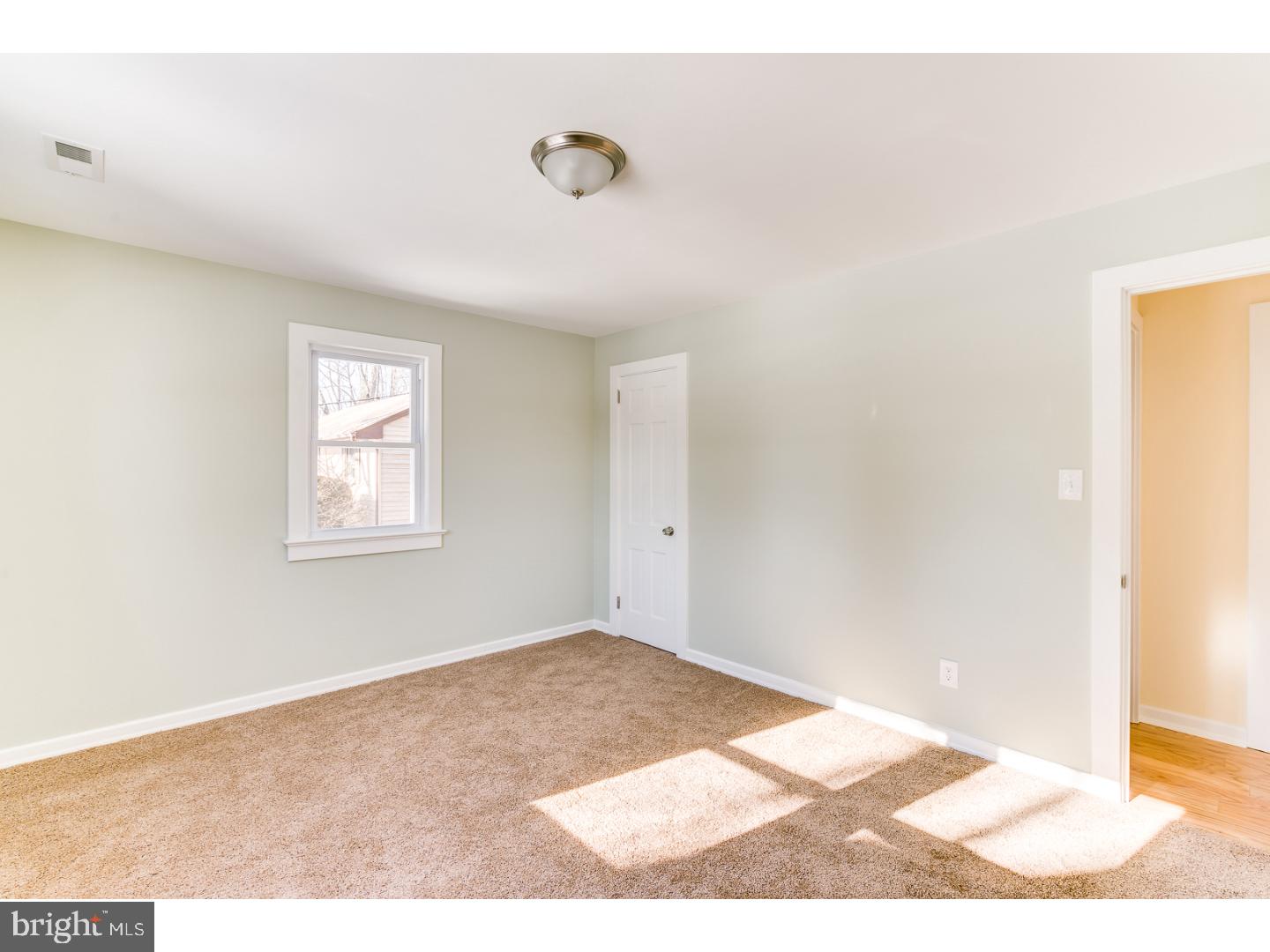 5 Yard Road Pennington, NJ 08534 - Photo 10 of 20