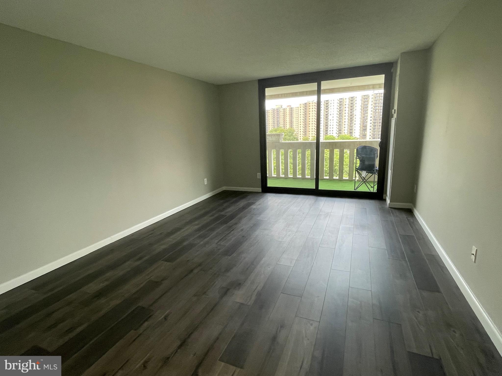 6101 Edsall Road, Unit 1202 Alexandria, VA 22304 - Photo 25 of 40