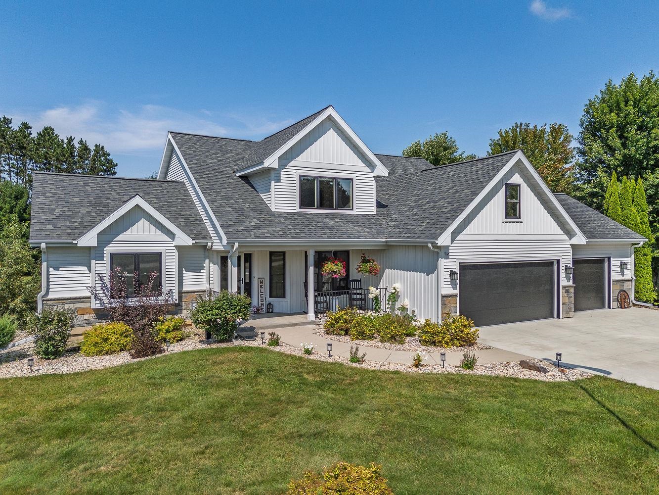 S4166 Whispering Pines Drive Baraboo, WI 53913 - Photo 2 of 56