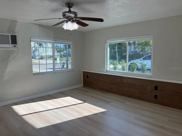 $1,900 | 185 175th Terrace Drive East, Redington Shores, FL 33708