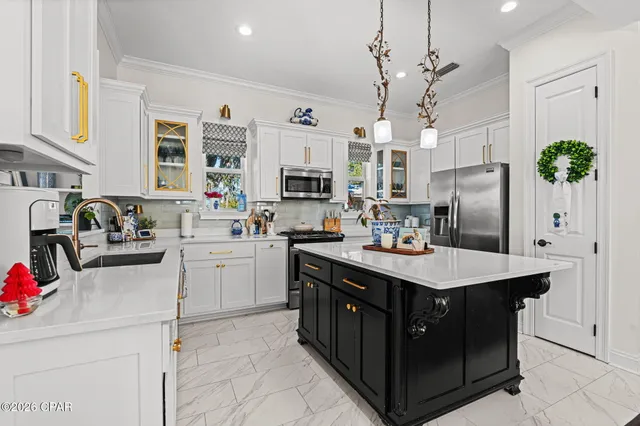 $1,670,000 | 1324 10th Street, Southport, FL 32409